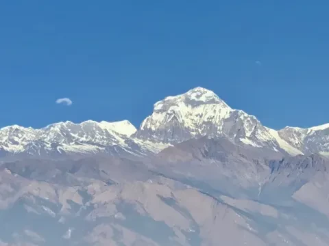 Dhaulagiri mountain range seen from the Himalayan trekking trail.
