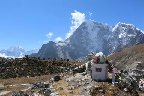 The mountain view on the way to EBC