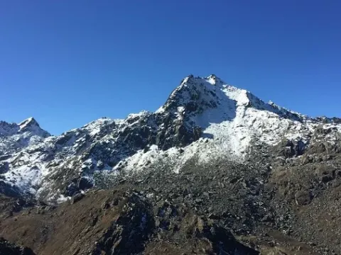 Mountain peaks along the Gosainkunda Lake trekking route.