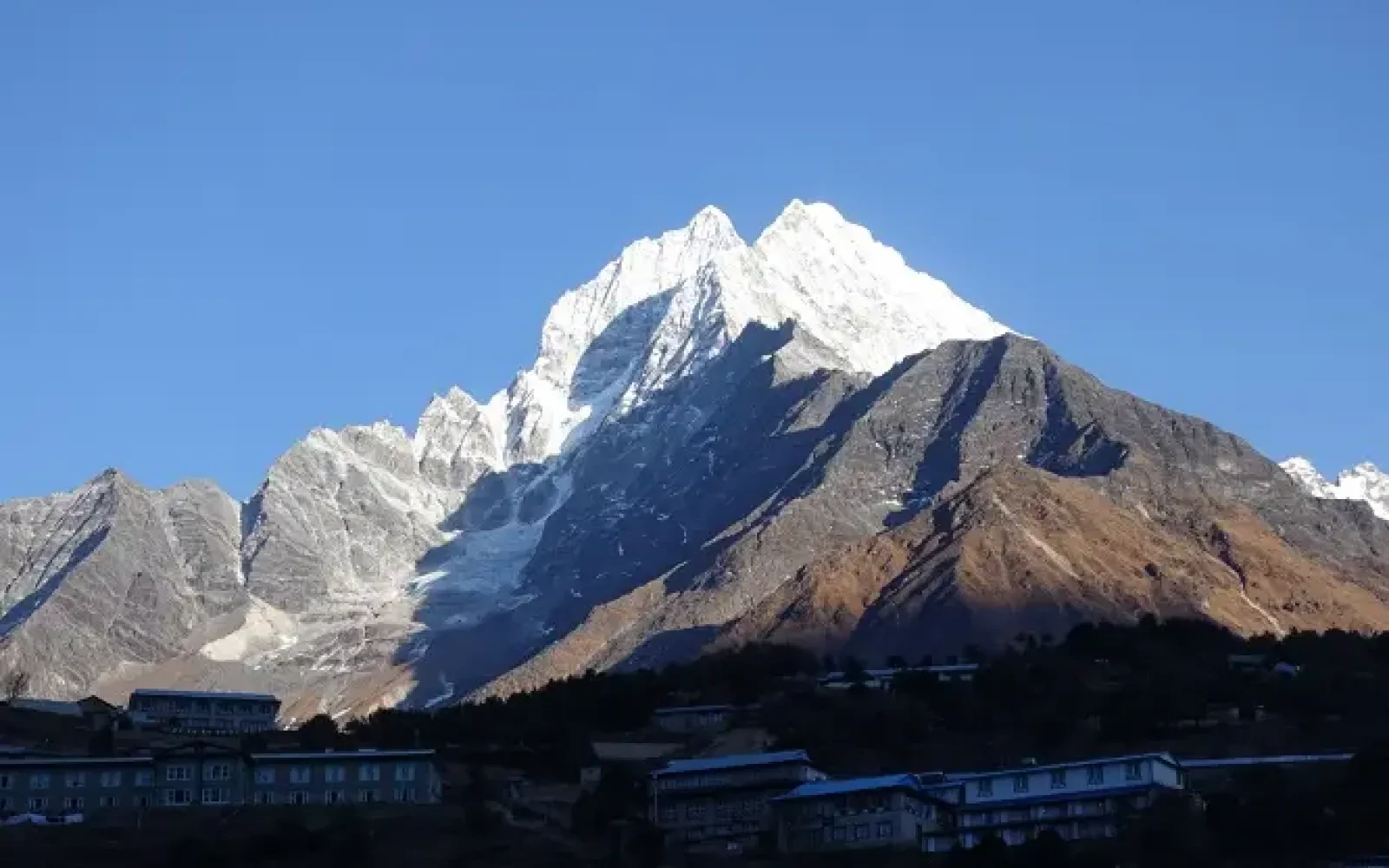 Trekking in Nepal in October