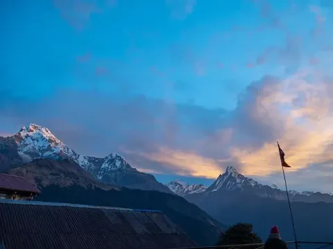 Ghorepani Poon Hill Trek Weather Guide