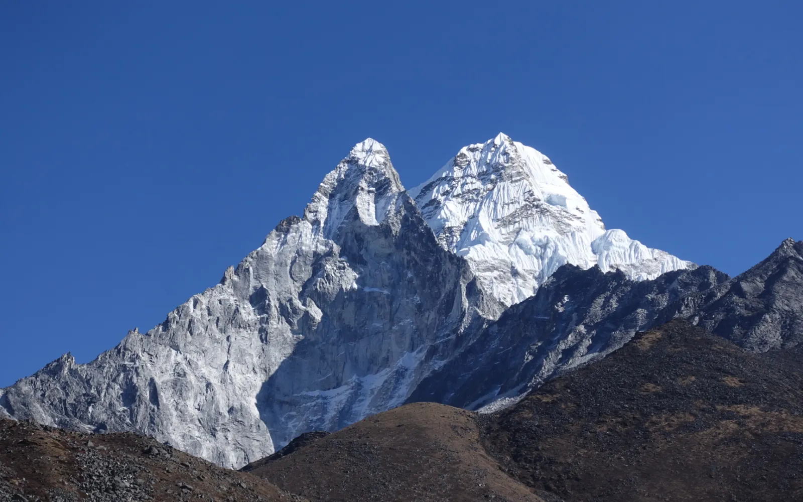 Nepal Trekking Guide