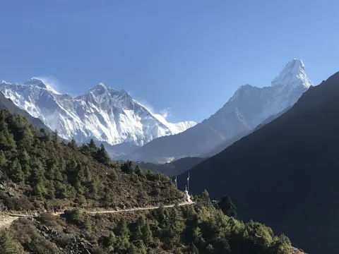 Everest Base Camp trail from Namche Bazaar to Tengboche through the Himalayan landscape of Nepal.
