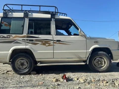 Jeep drive from Kathmandu to Surke via Salleri on the Everest Base Camp Trek route.
