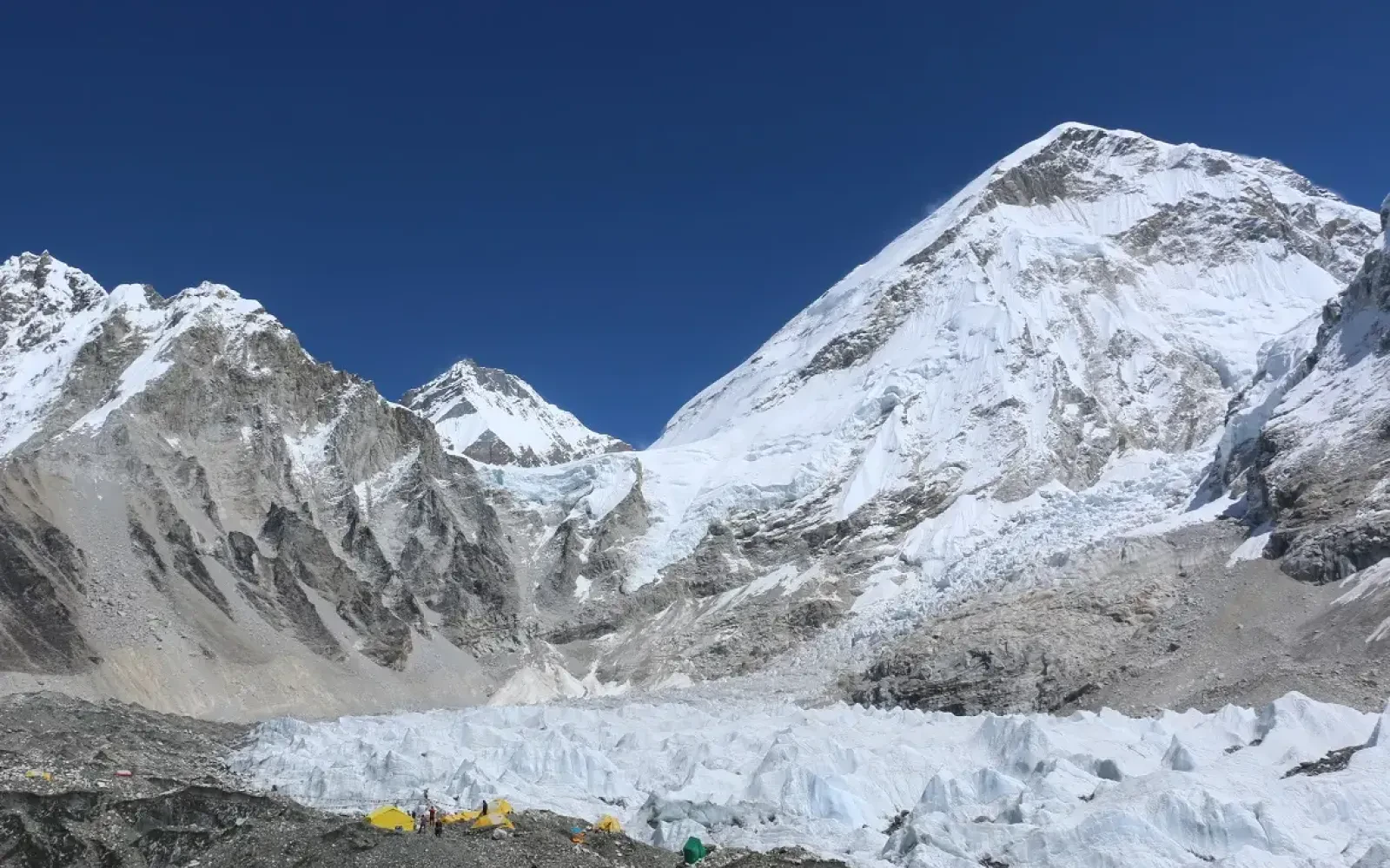 Everest Base Camp Trek with Helicopter Return- A Complete Itinerary and Cost Breakdown