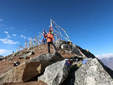 A Guide to Kyanjin Ri and Tserko Ri Day Hikes