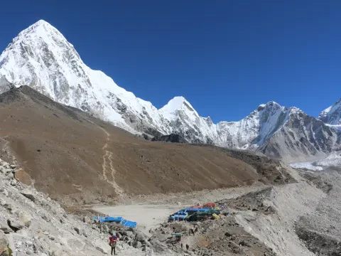 How far is Everest Base Camp from Gorakshep?