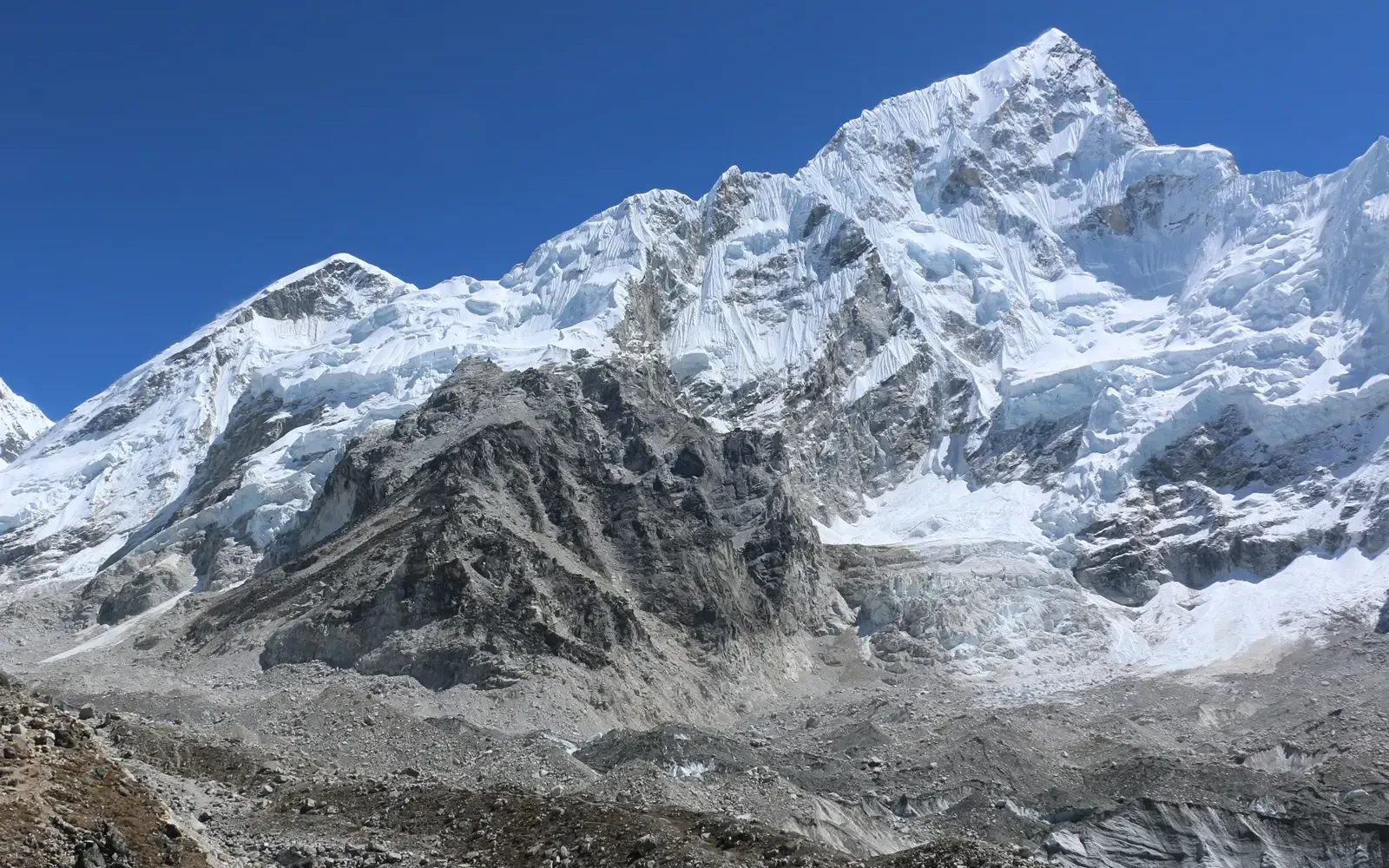 Everest Base Camp Trek: Guided Vs. Independent