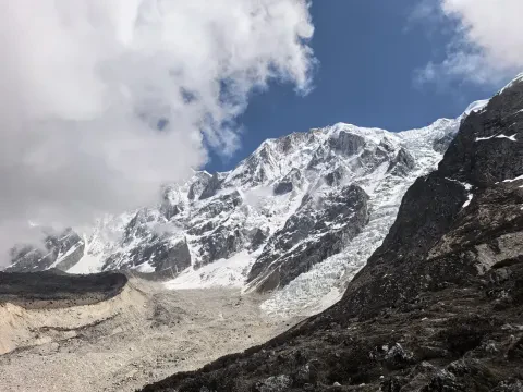 Manaslu Circuit vs. Everest Base Camp-Which is Better?