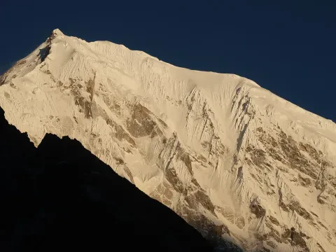 Trekking in Nepal in October Vs. in November