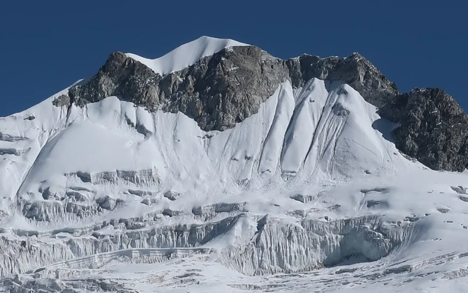 Trekking in Nepal in late November
