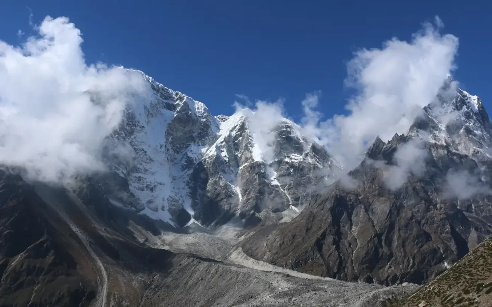 Everest Base Camp Trek Itinerary 2027