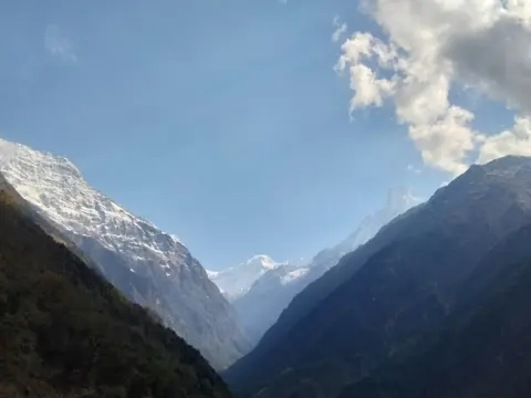 Sinuwa: A Serene Village on ABC Trek Route