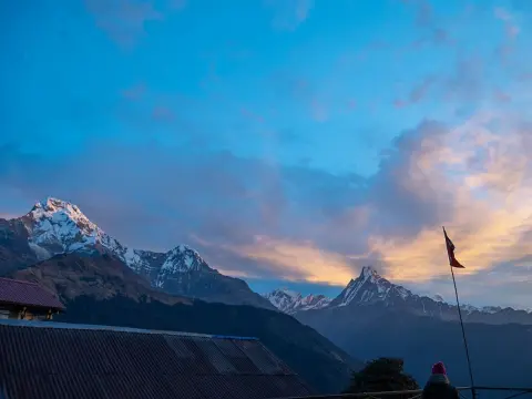 Ghorepani Poon Hill Trek Weather Guide