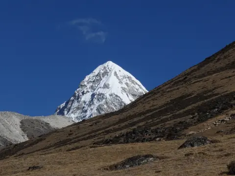 Everest Base Camp Trek by Land in September: Weather Guide