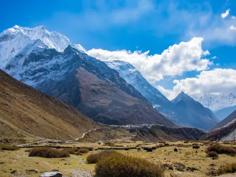 Manaslu Circuit Trek Itinerary and Cost Breakdown