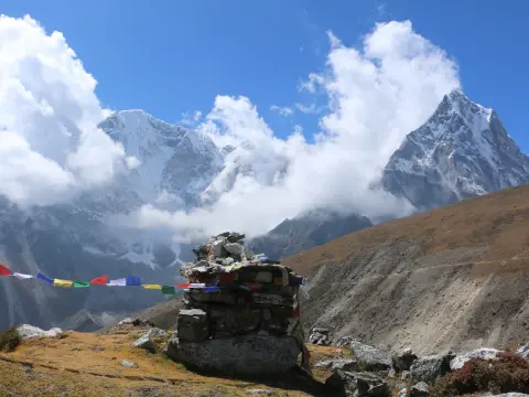 Best Time to Trek to Everest Base Camp to Avoid Crowds