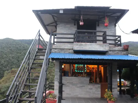 Kalimati Village: Where you can begin and end Mardi Trek