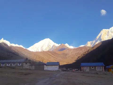 Can I do Manaslu Circuit Trek Independently?