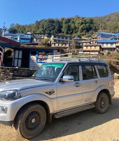 jeep in Nepal Himalaya