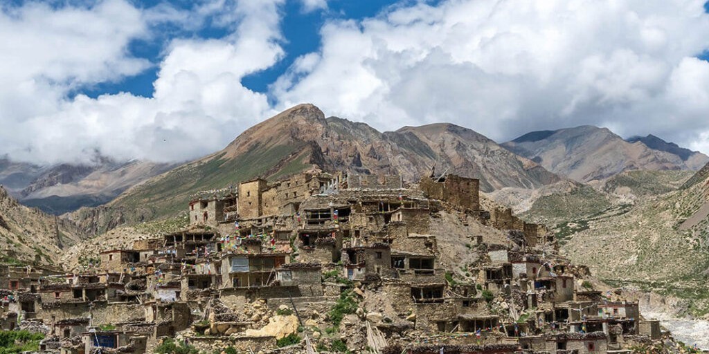 Phu Valley trek Nepal Himalayan village Tibetan culture mountain scenery
