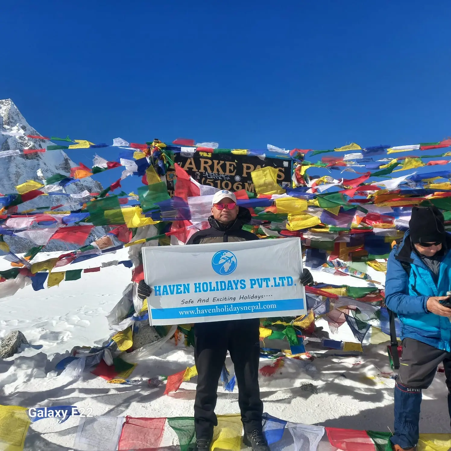                     Manaslu Circuit Trek in Autumn VS in Spring: Best Comparison