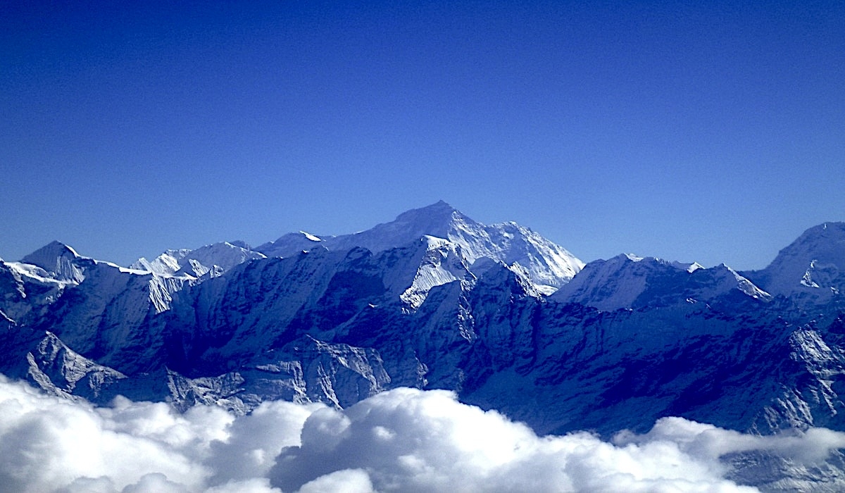 Everest Mountain Flight
